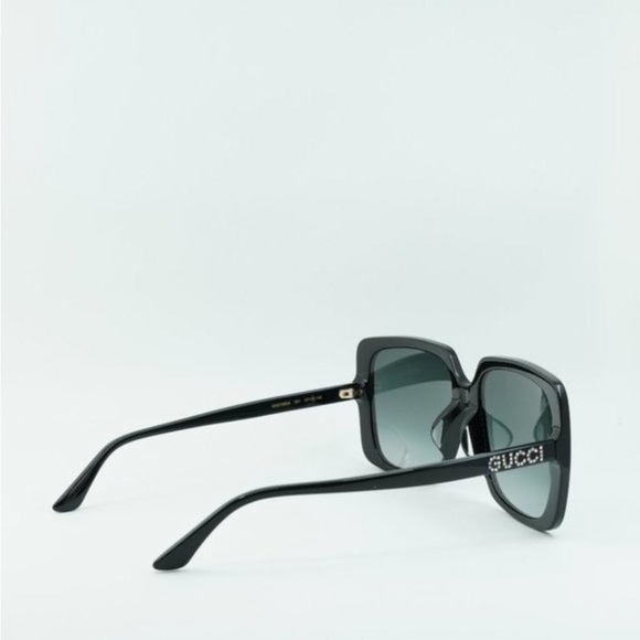 WOMEN’S SUNGLASSES. AUTHENTIC
MODEL: GG0728SA 001 - Picture 9 of 14